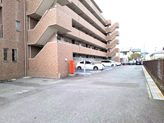 敷地内駐車場