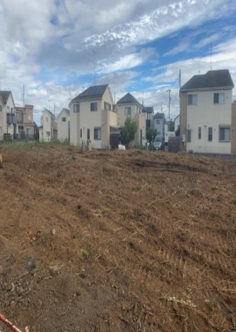家を建てる前提で土地を探している場合、地盤の丈夫さは譲れない条件の一つです。地盤が脆弱だと追加工事が必要となります。また、過去に地盤沈下や液状化現象を起こした土地は、できるだけ避けた方がいいでしょう。