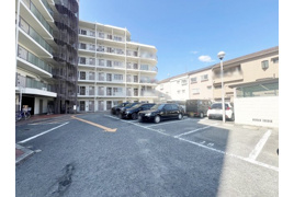 鶴見日光ハイツの外観