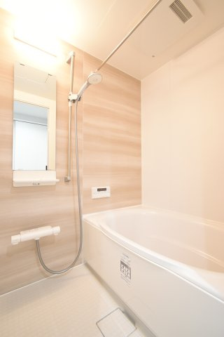 浴室乾燥機付きのユニットバスです！