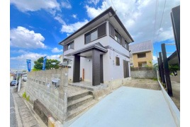 鶴田２丁目戸建の外観