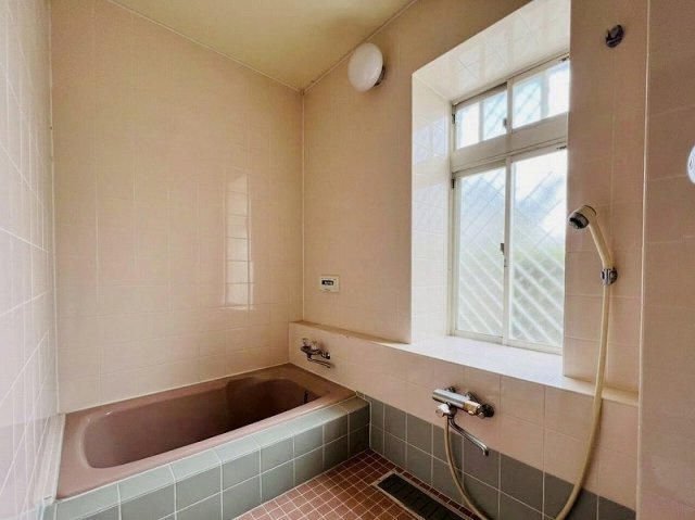 家族でゆったりくつろげる浴室