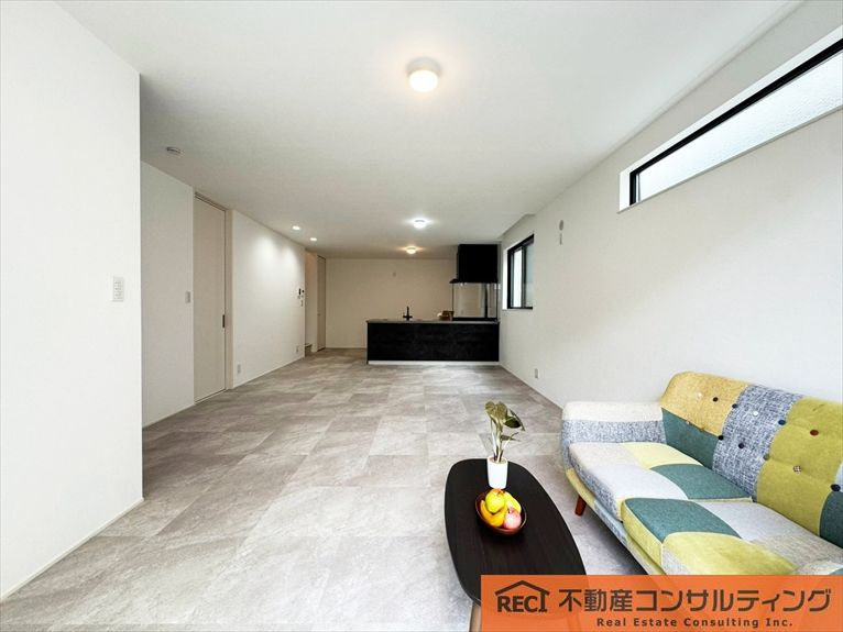 部屋数豊富な4LDK！全居室収納付きで収納豊富です！