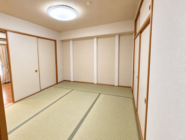 AIにて残置物等は画像処理されております。