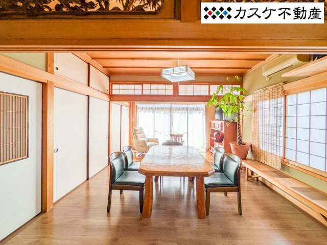 続き洋間と広縁の扉を外せば解放感たっぷり広々と使用できます