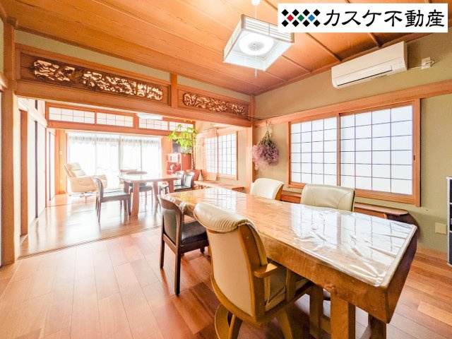 続き洋間と広縁の扉を外せば解放感たっぷり広々と使用できます