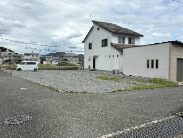 外観：328000675515