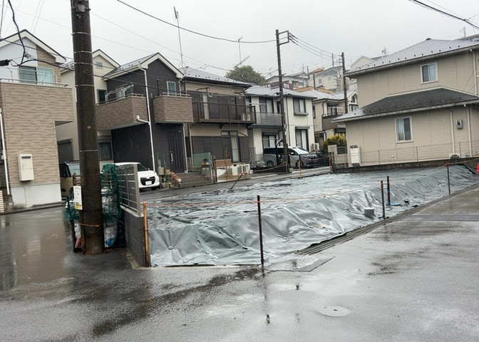 物件の詳細については、現地を見てわかること以外に、役所や法務局などで調べないとわからないことがあります。そのため、現地に行く場合は、もしこの物件を買ったらどのような生活ができるかをイメージしましょう。