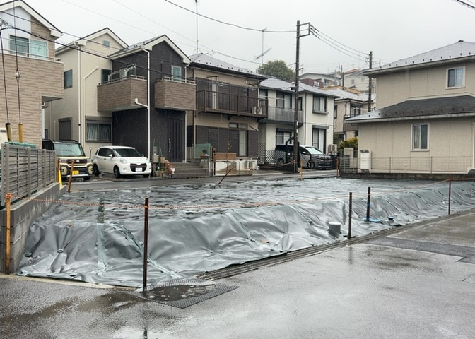 家を建てる前提で土地を探している場合、地盤の丈夫さは譲れない条件の一つです。地盤が脆弱だと追加工事が必要となります。また、過去に地盤沈下や液状化現象を起こした土地は、できるだけ避けた方がいいでしょう。