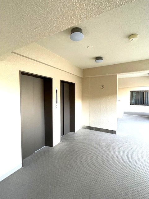 エレベーター2基