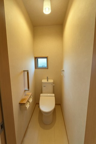 落ち着いたトイレです
