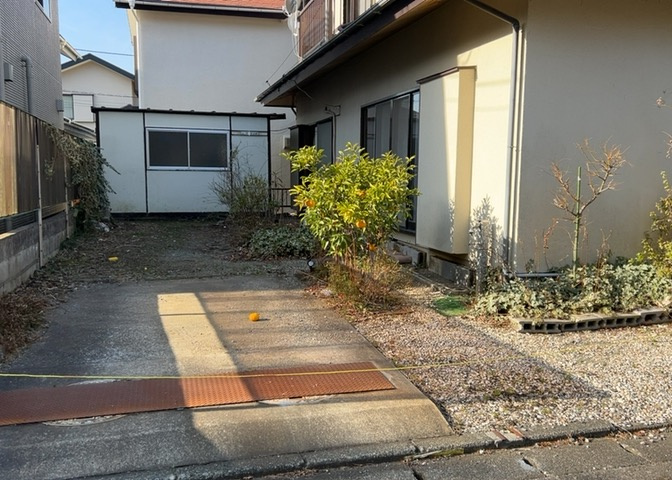 最寄り駅が近いなどの交通アクセスが良い土地だと暮らしやすいですよね。通勤・通学の観点から土地を選ぶことも大切です！自身や家族のライフワークからあったの物件を探しましょう！当社営業がお力になります！