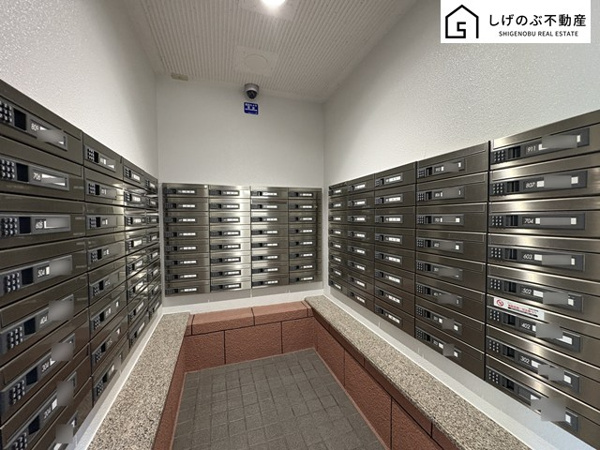 【草津市　西渋川2丁目　レックスアルティ草津の共用部分】