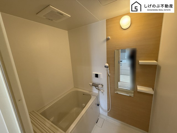 【草津市　西渋川2丁目　レックスアルティ草津の浴室】