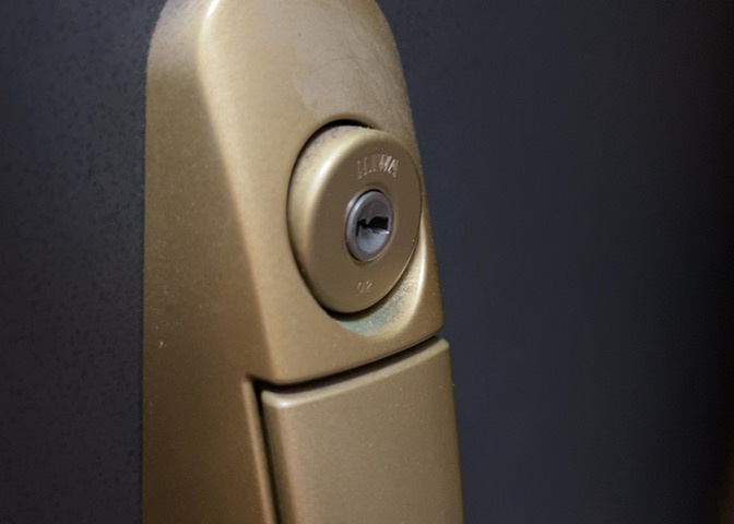 住まいの安心を守るオートロック機能や防犯カメラなどのセキュリティ設備です。不審者の無断侵入を防ぐため、お子様のお留守番や夜間のご帰宅時にも心強いシステムです。安全で快適なマンション生活を支えます。