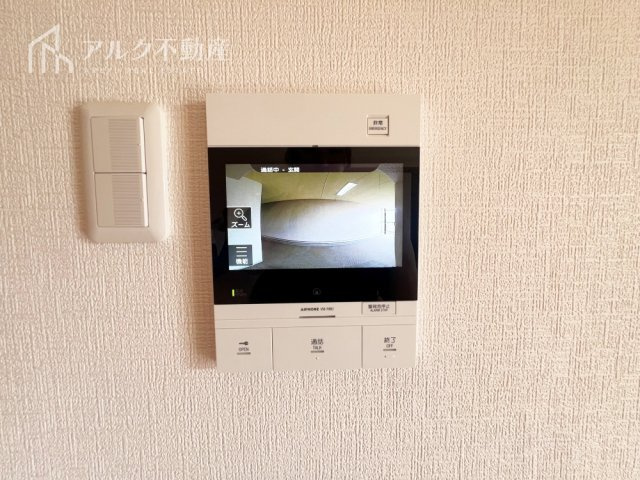 見やすいモニター付きインターホン
