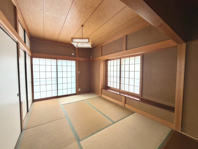 和室　生活の幅が広がる便利な空間です。