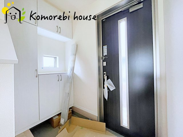 落ち着いた玄関です