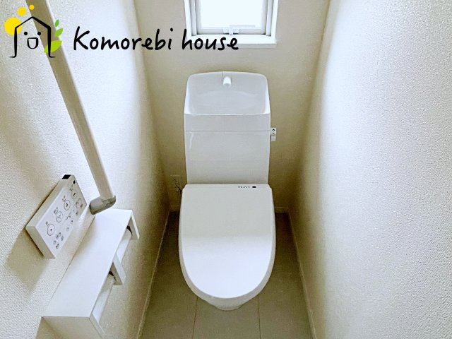 清潔感のあるトイレです