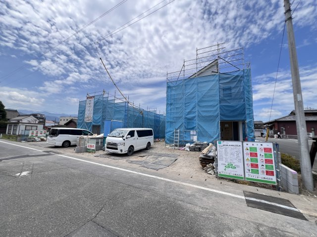 現地写真　東側接道幅員約5.5ｍ