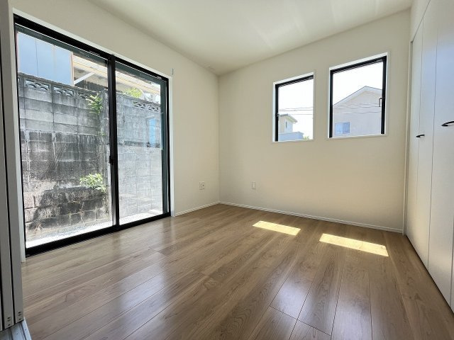 現地写真。1階洋室です。