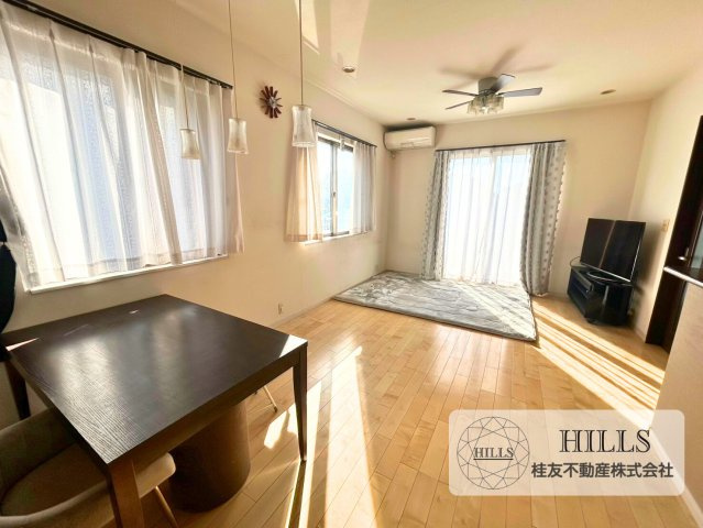 お住い探しは地域密着40年のHILLS桂友不動産にお任せください！お客様に寄り添った対応を心がけております。ご都合に合わせて時間外対応も可能です！