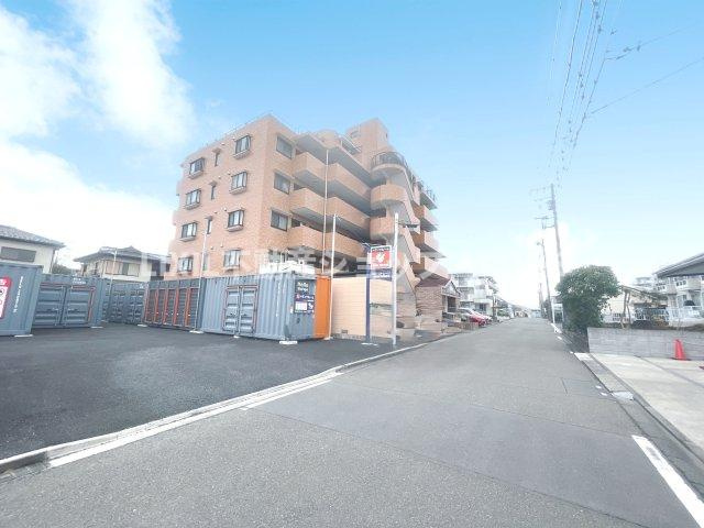 大切なペットと一緒に暮らせるマンションです（細則有）詳細はお気軽にお問い合わせください。