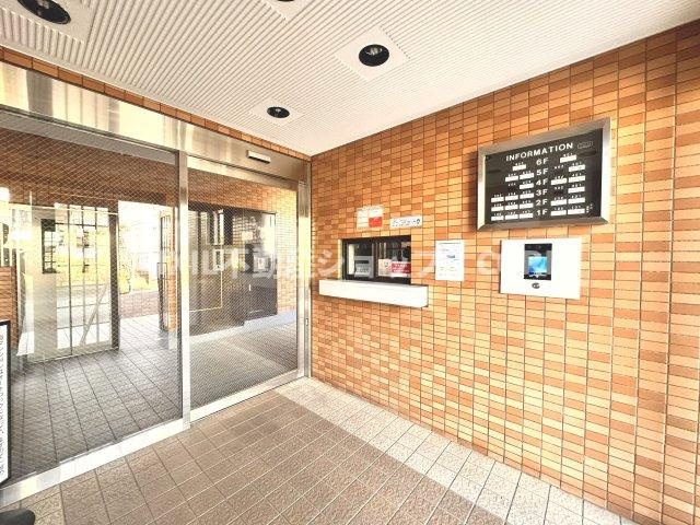 お子様・奥様も安心のオートロックのマンションです。防犯面も充実したマンション。