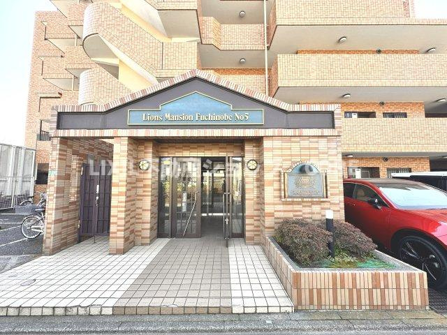 見学はしたいけど見に行く暇がないという方、仕事終わり等にご見学が出来るようサポートします。