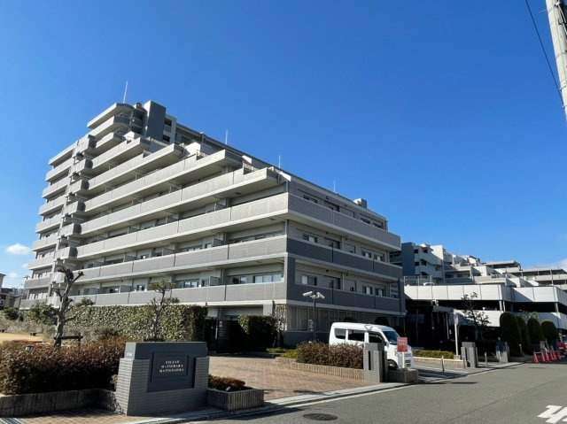 外観：327002235534