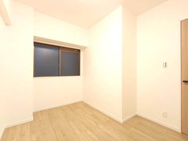 【洋室約5.0帖？】　主寝室や子ども部屋にいかがでしょうか？