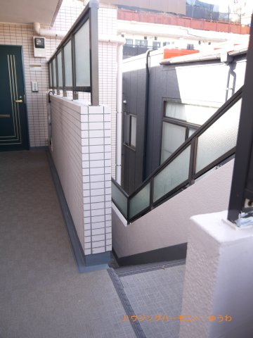 お部屋までは、階段利用となります！毎日利用することで、健康が保てます！