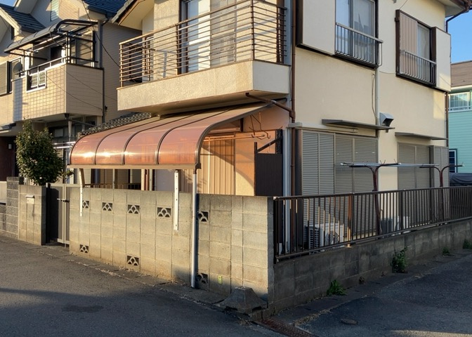 人が暮らすうえで日光は大切な要素となります。日当たりの良さは譲れないポイントですね。併せて近くに大きな建築物の建築予定がないか、あるいはそれが可能な土地が近くにないか事前に確認することもお勧めします。