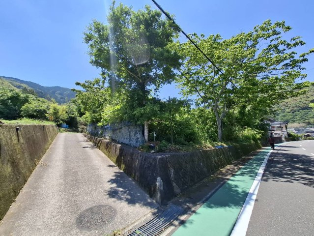 緑あふれるロケーションで、のびのびとした時間を。