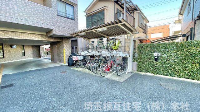 ライオンズガーデンテラス北越谷