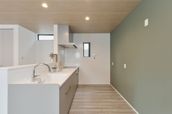 【塔野一丁目のキッチン】