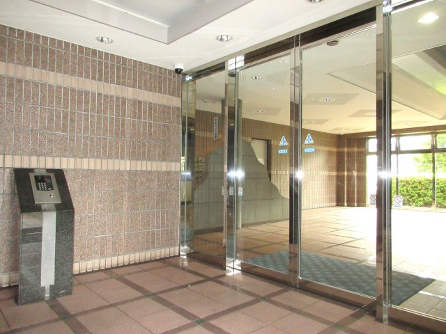 セキュリティ充実のオートロック付き！