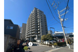 グランドメゾン小阪の外観