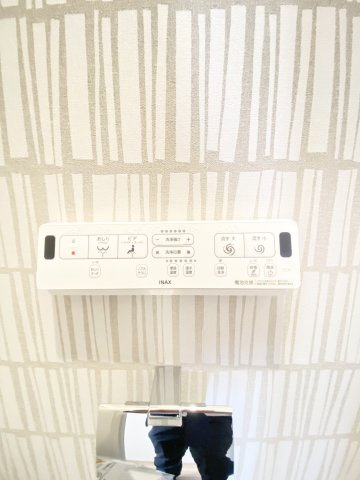 温水洗浄便座です♪