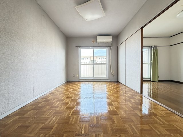 洋室