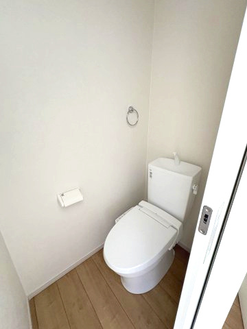 現地写真。1階のトイレです。