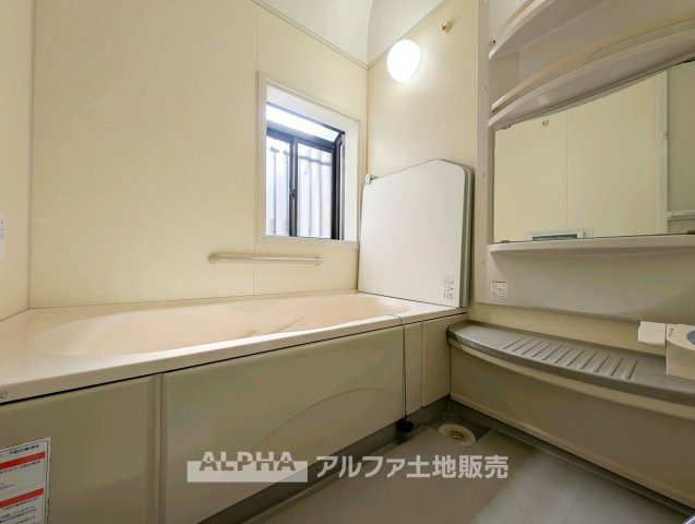 ゆったり過ごせるお風呂です