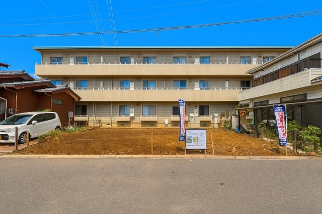 敷地約30坪・自由設計で夢のマイホームはいかがでしょうか！希望の間取りが叶いやすい整形地です！西方小学校まで徒歩約4分(310ｍ)、お子様の通学に安心です！お気軽にお問い合わせください！