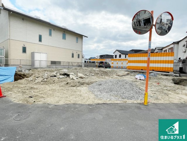 外観：327002168056