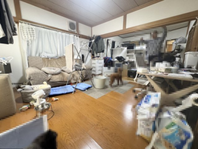 ゆったり過ごせる居間です