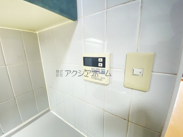 簡単操作で追焚保温・自動湯張りが出来ます