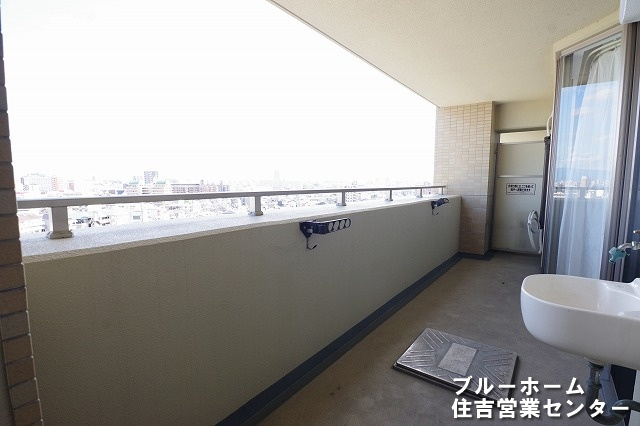 南東向きのバルコニー！　高層階で見晴らし良好です！
