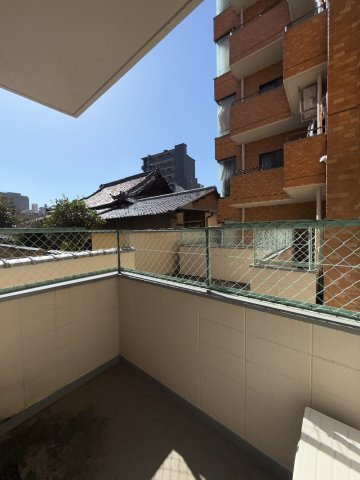 西向きバルコニーからの眺望です。