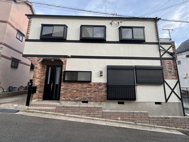 外観：327002130670