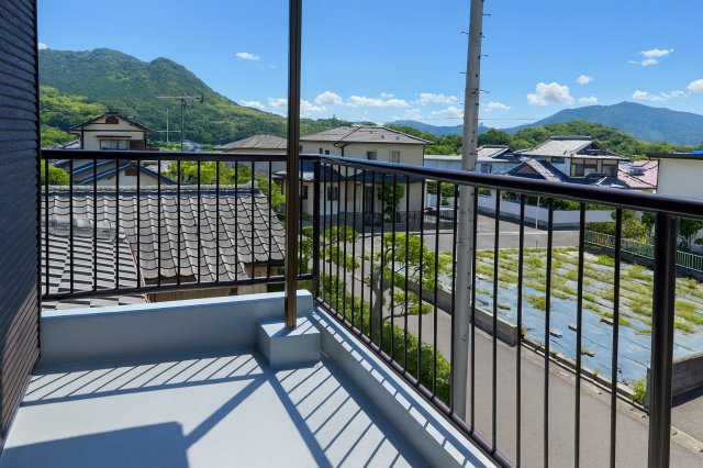 陽当り良くお洗濯物も早く乾きます